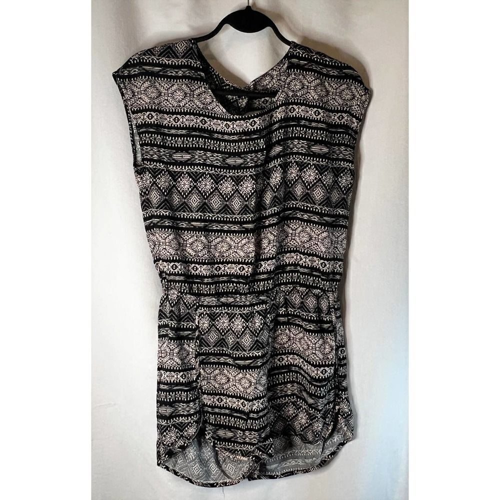 Black White Aztec Print Romper Sleeveless Open Back‎ Casual Cute